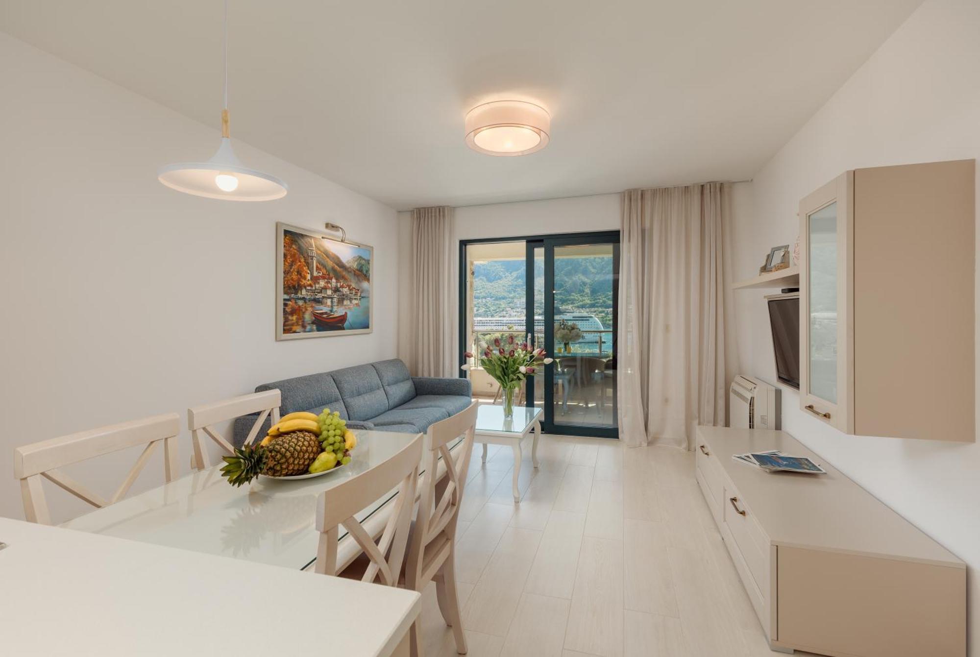 Apartments Los Olivos Kotor Exteriör bild