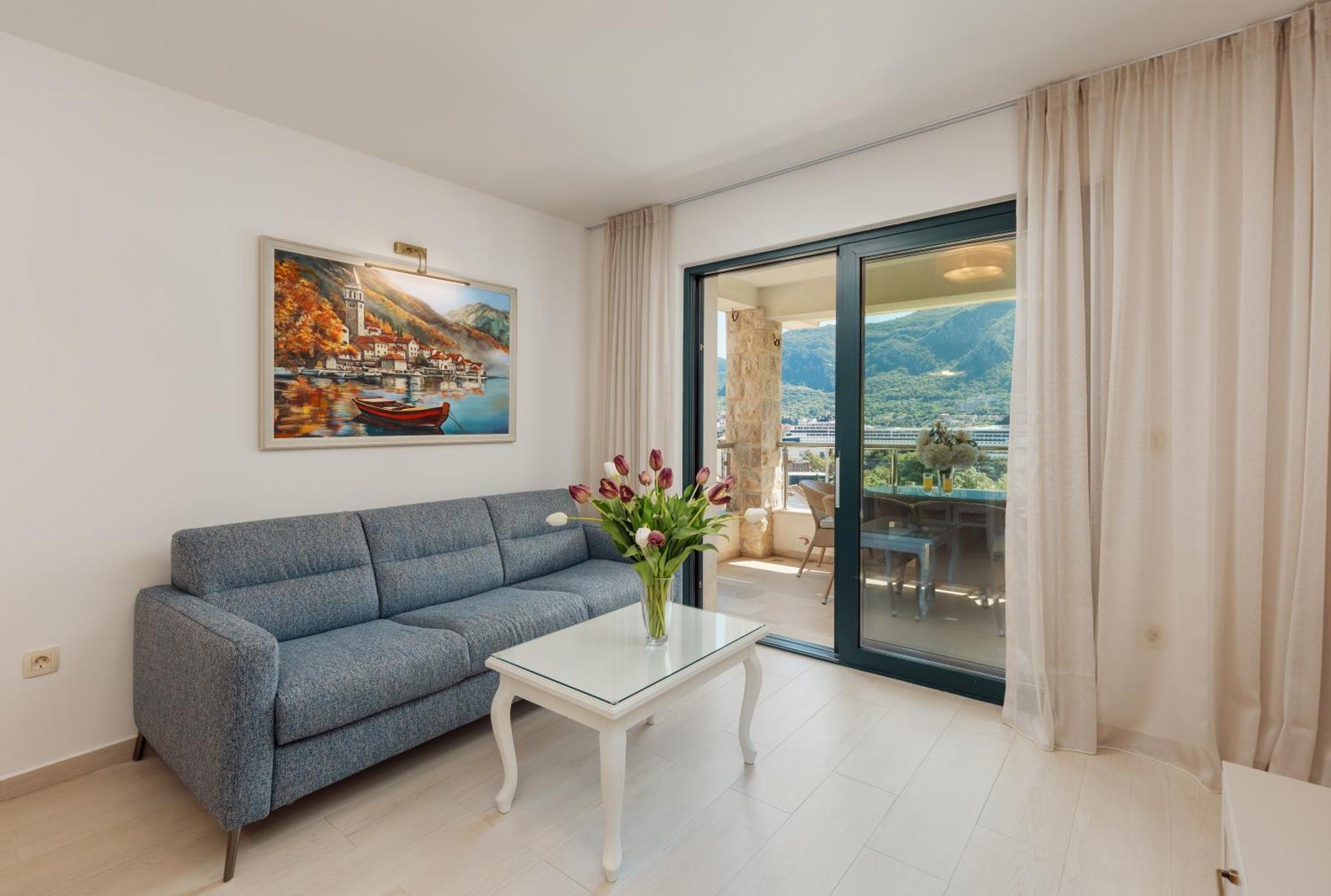 Apartments Los Olivos Kotor Exteriör bild