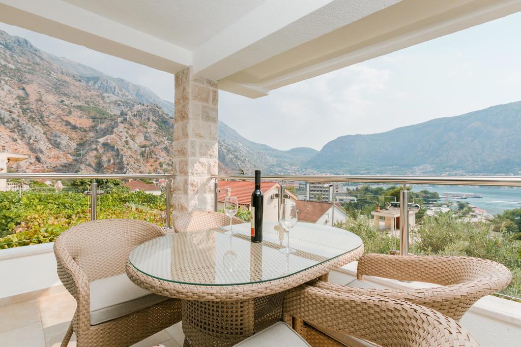 Apartments Los Olivos Kotor Rum bild